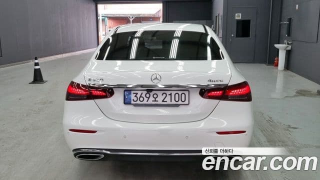 Mercedes-Benz E-класс W213 Avantgarde, 2021 4