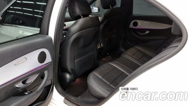 Mercedes-Benz E-класс W213 Avantgarde, 2021 9