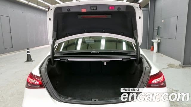 Mercedes-Benz E-класс W213 Avantgarde, 2021 16