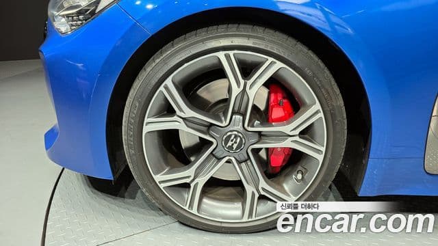 Kia 스팅어 GT, 2019 все фото