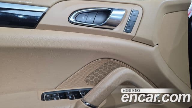 Porsche New Cayenne 958, 2016 13