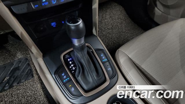 Hyundai Kona гибрид Special, 2020 9