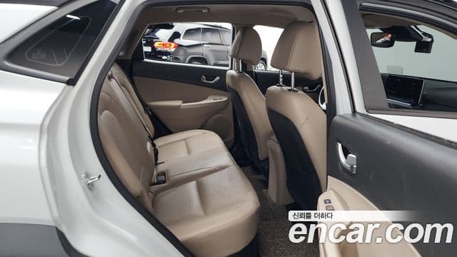 Hyundai Kona гибрид Special, 2020 12