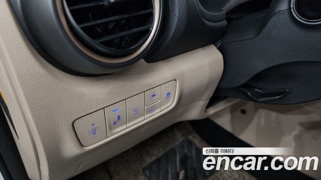 Hyundai Kona гибрид Special, 2020 16