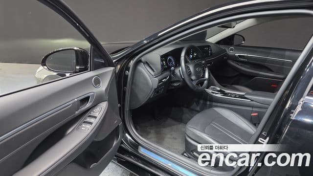 Hyundai Sonata гибрид (DN8) Premium Plus, 2023 10