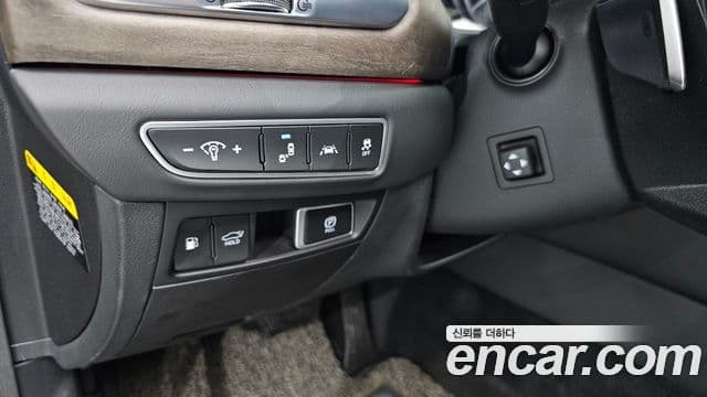 Genesis G90 Premium Luxury, 2020 13