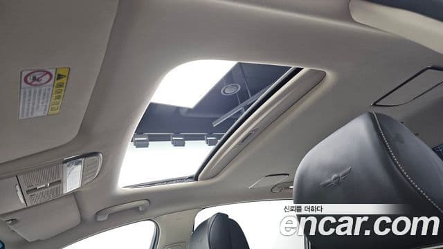 Genesis G90 Premium Luxury, 2020 18