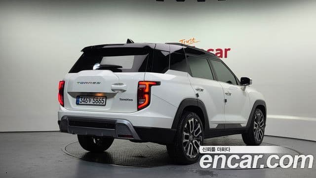 KG모빌리티(SsangYong) Torres T7, 2023 2