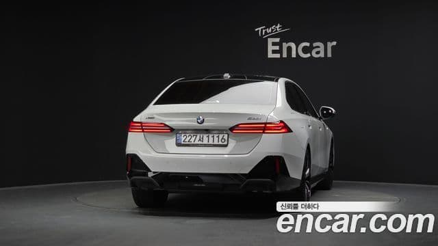 BMW 5시리즈 (G60) 530i xDrive M Sport, 2025 4