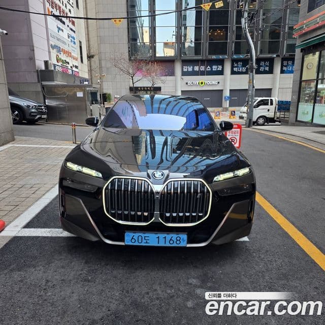 BMW i7 (G70) eDrive 50 M Sport, 2024 3