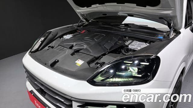 Porsche Cayenne (PO536), 2024 6