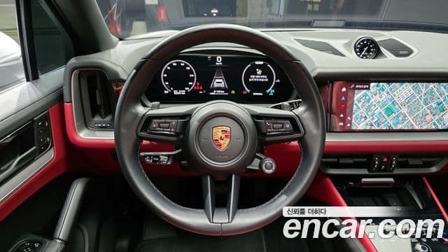 Porsche Cayenne (PO536), 2024 13