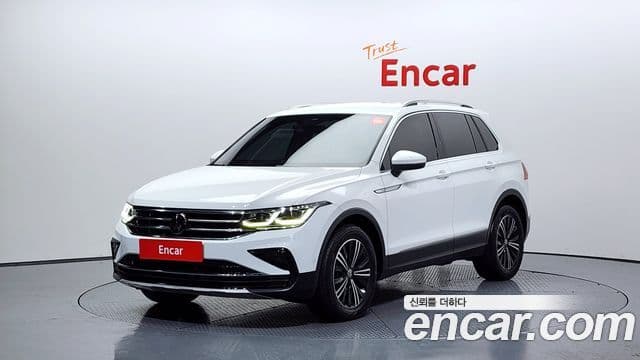 Volkswagen Tiguan 2세대 Premium, 2022 1