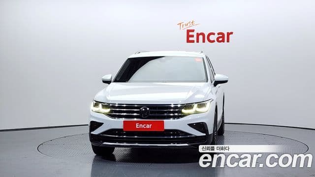 Volkswagen Tiguan 2세대 Premium, 2022 3