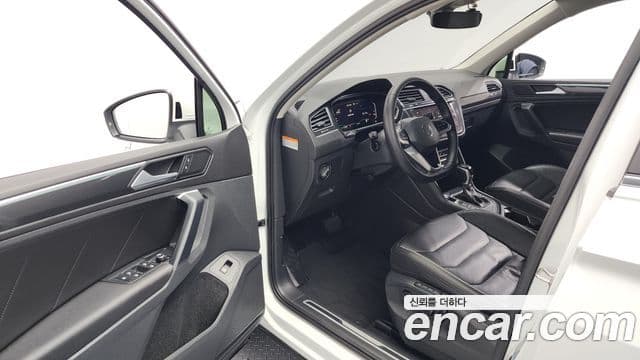 Volkswagen Tiguan 2세대 Premium, 2022 10