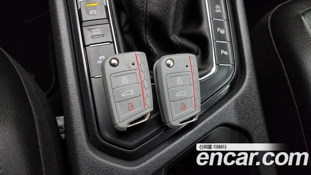 Volkswagen Tiguan 2세대 Premium, 2022 17