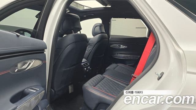 Genesis GV70, 2023 12