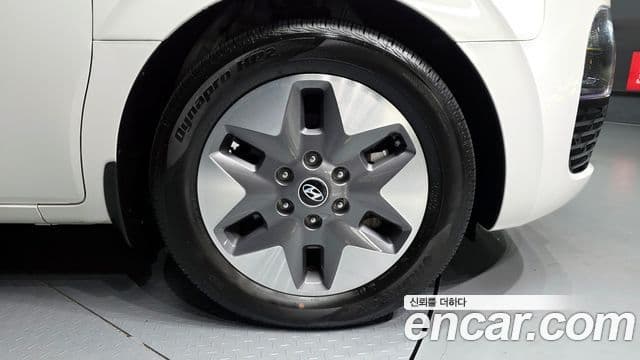 Hyundai Staria Modern, 2022 все фото