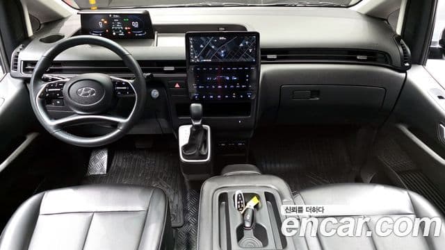 Hyundai Staria Modern, 2022 7
