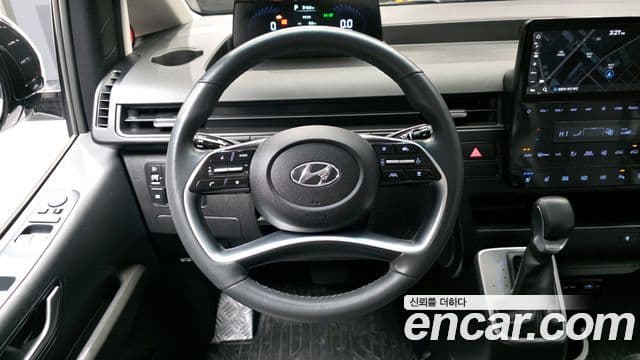 Hyundai Staria Modern, 2022 13