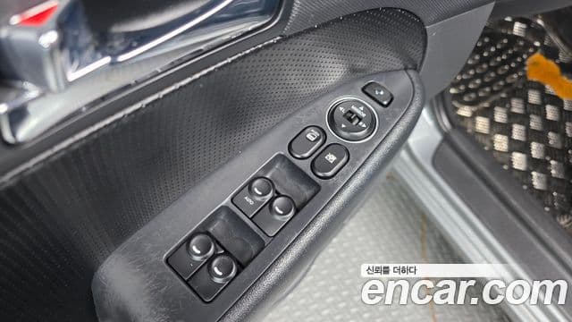 Hyundai i30 Luxury, 2009 12