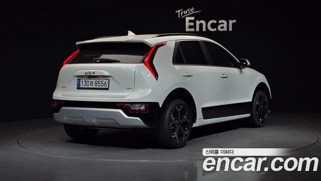 Kia D All New Niro Prestige, 2022 2