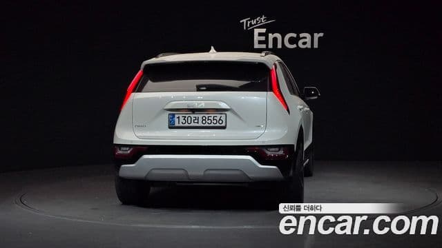 Kia D All New Niro Prestige, 2022 4