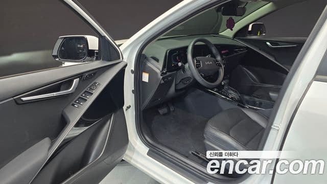 Kia D All New Niro Prestige, 2022 10