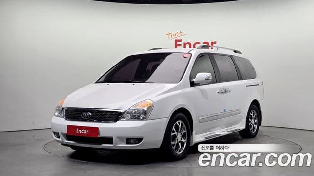 Kia Carnival R люксовая версия, 2014 1