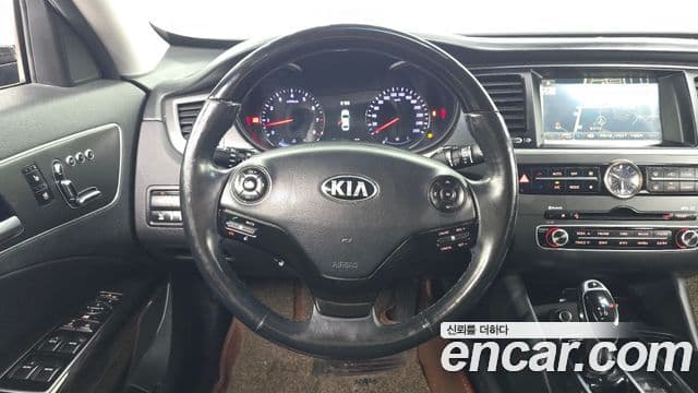Kia K9 Executive, 2014 13