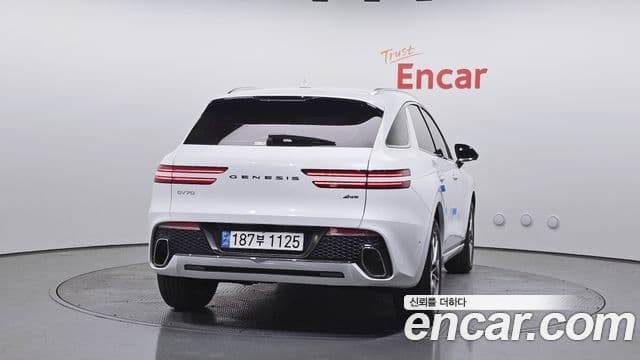 Genesis GV70, 2023 4