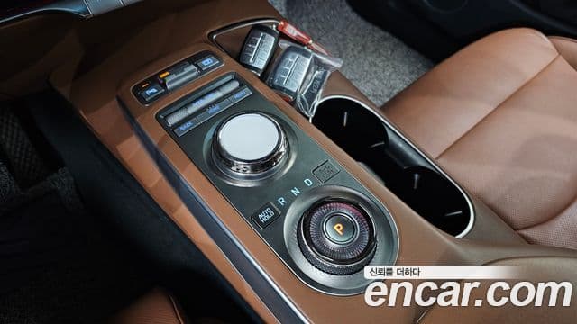 Genesis GV70, 2023 9