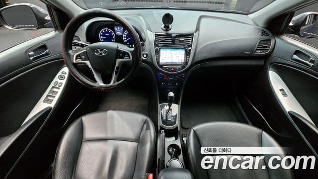 Hyundai Accent(новый кузов / новое поколение) Premier, 2012 7