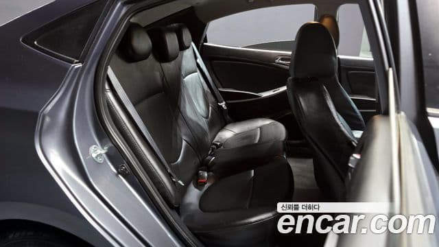 Hyundai Accent(новый кузов / новое поколение) Premier, 2012 12