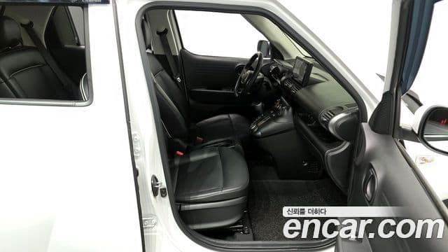 Hyundai Casper турбо D Essential Light, 2024 11