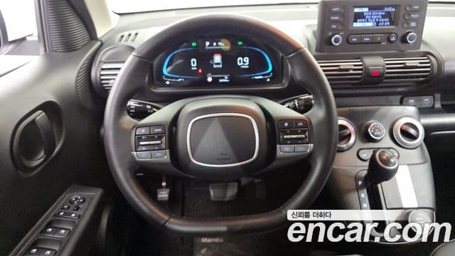 Hyundai Casper турбо D Essential Light, 2024 13