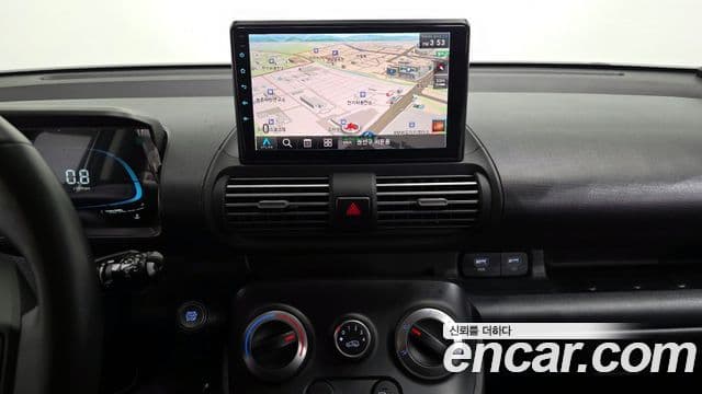 Hyundai Casper турбо D Essential Light, 2024 14