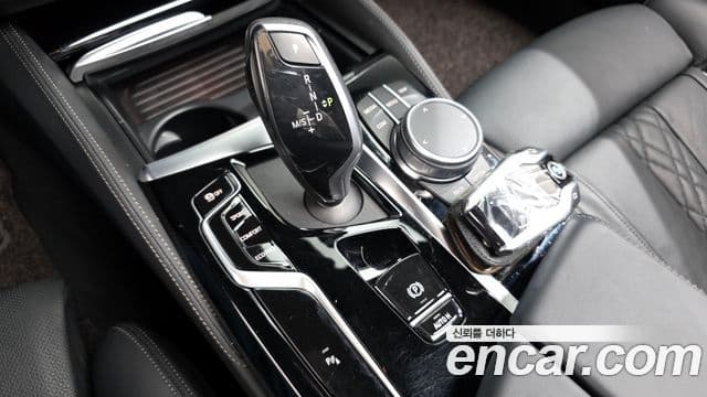 BMW 5시리즈 (G30) 530i M Sport, 2022 9