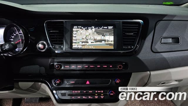 Kia All New Carnival Noblesse, 2017 14