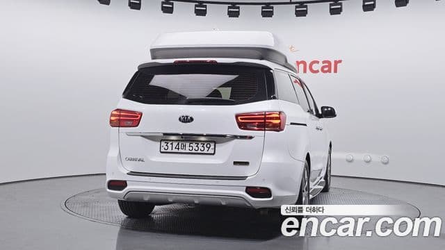 Kia The / новый New Carnival VIP, 2020 4