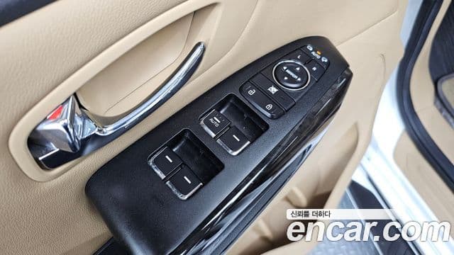 Kia The / новый New Carnival VIP, 2020 13