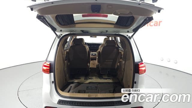 Kia The / новый New Carnival VIP, 2020 20