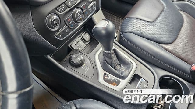 Jeep Cherokee(KL) 2.2 дизель Limited 4WD, 2016 9