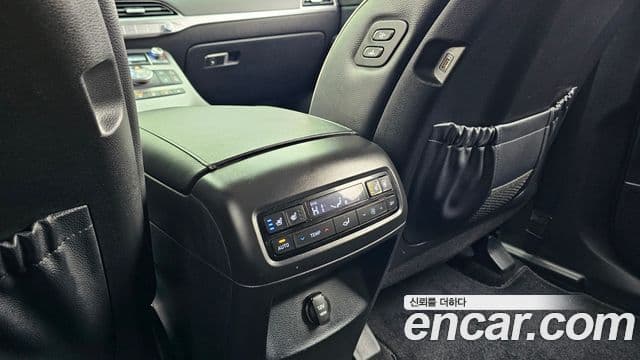 Hyundai Palisade Prestige, 2020 19