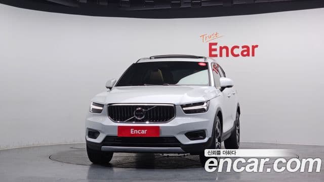 Volvo XC40 T4 Inscription, 2020 3