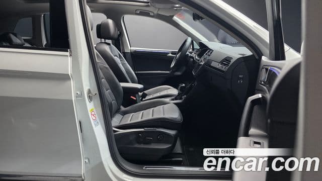 Volkswagen Tiguan 2세대 Prestige, 2023 10