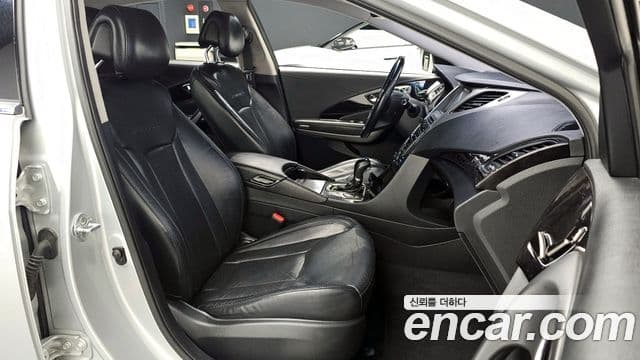 Hyundai Grandeur HG Modern, 2014 10