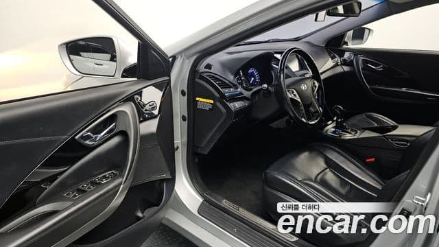 Hyundai Grandeur HG Modern, 2014 11