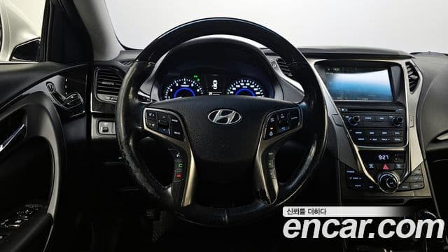 Hyundai Grandeur HG Modern, 2014 13
