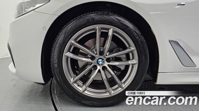 BMW 5시리즈 (G30) 520i M Sport, 2020 все фото